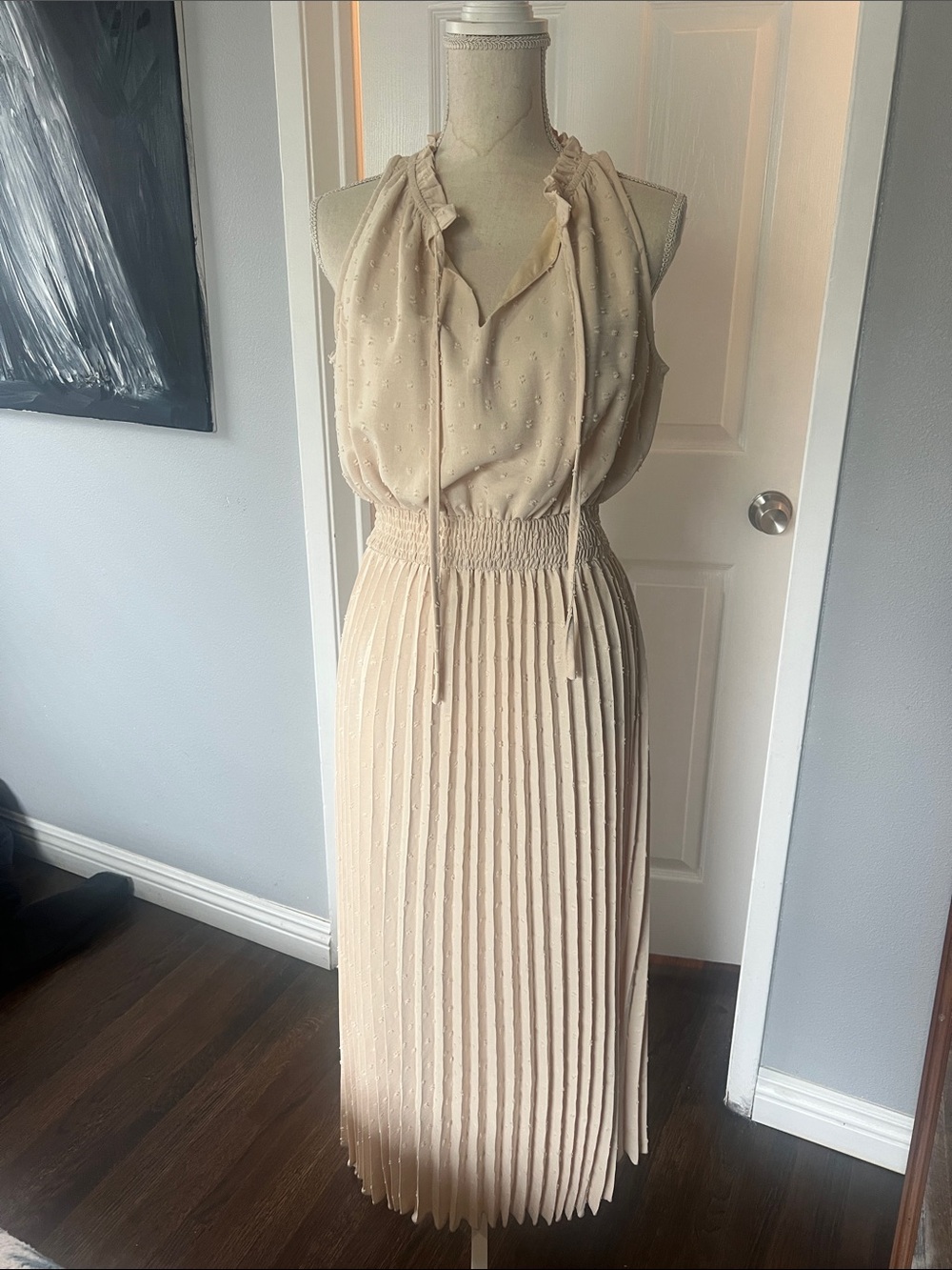 Sleeveless Pleated Midi Dress in Soft Beige